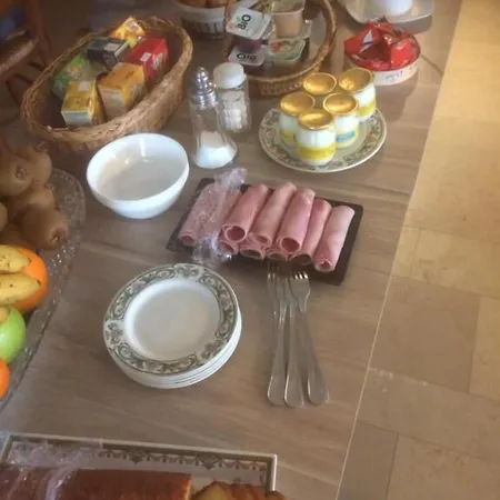 Les Deux Sapins 酒店 Cailly-sur-Eure